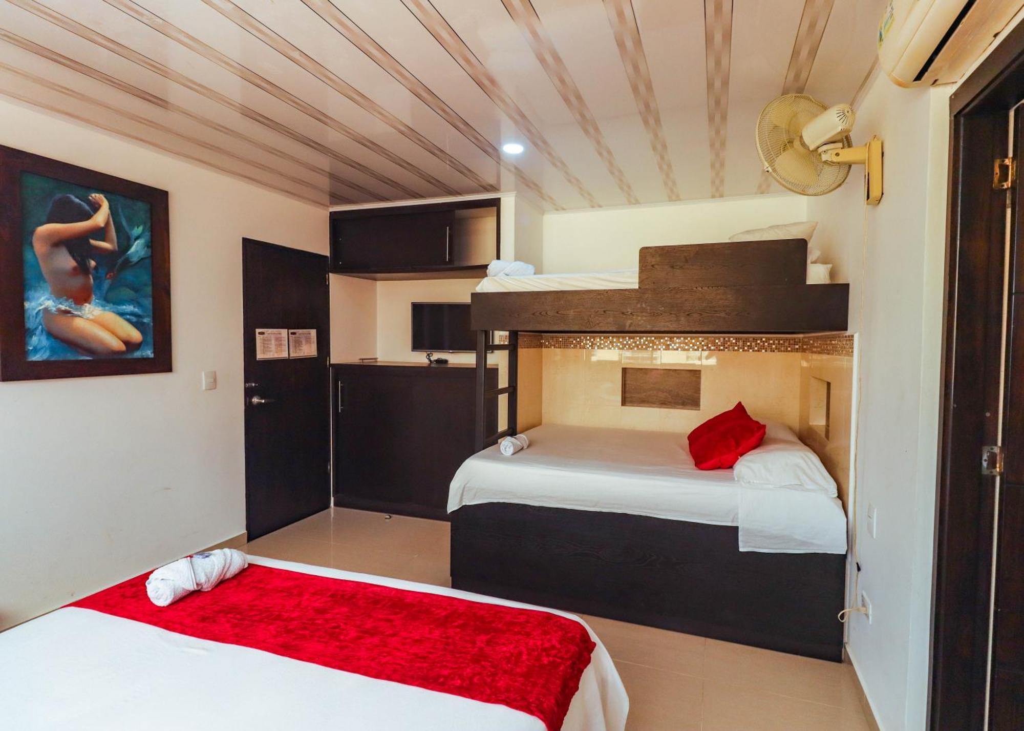 Hotel California Air Carepa Chambre photo